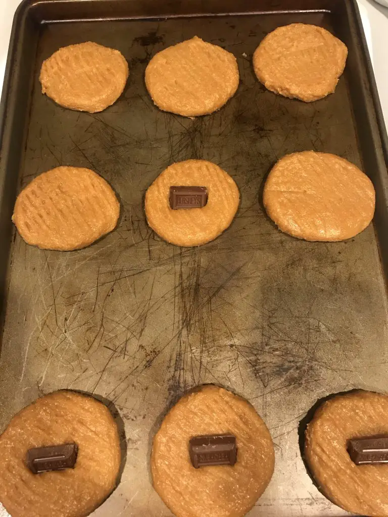 3 Ingredient Peanut Butter Cookies

